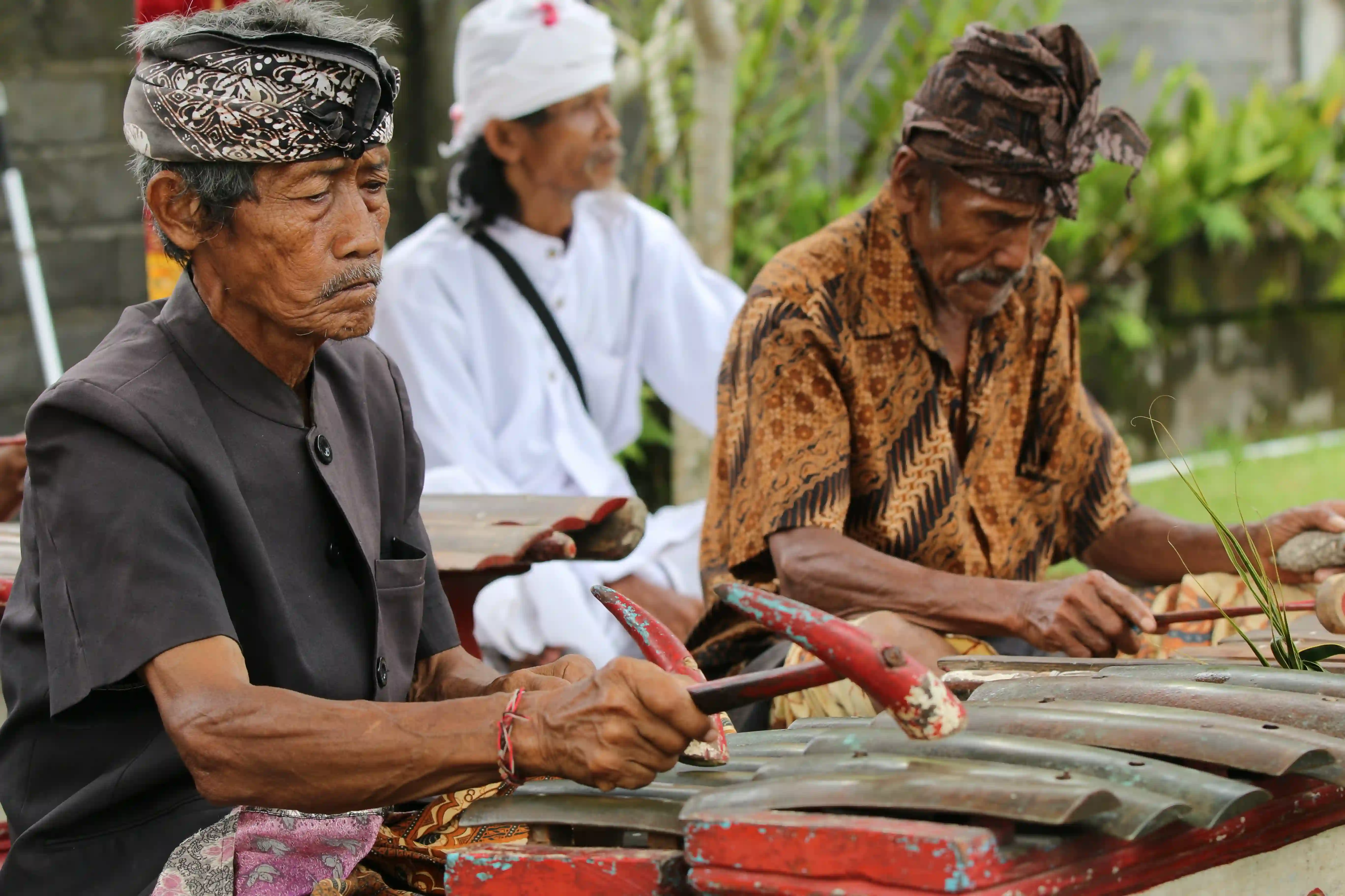 Connecting with the community activities available for guests at Mayo Resort Bali